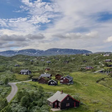 Authentic Norwegian By Hallingskarvet * يالو